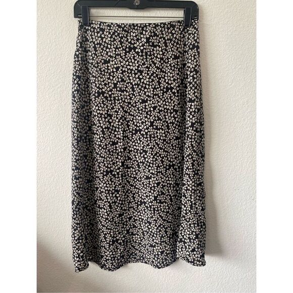 Francesca’s mi ami Floral Midi skirt size s - Picture 2 of 5